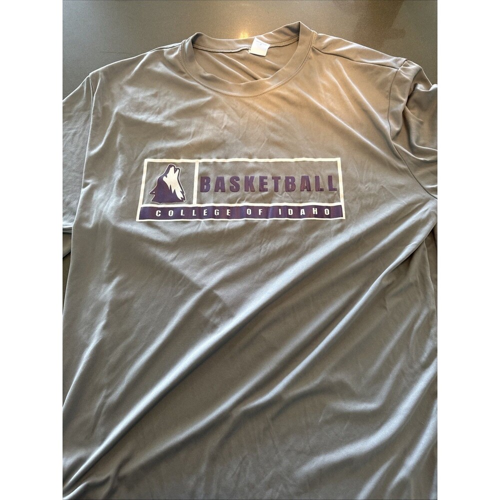 College Of  Idaho Yotes Basketball Black Shirt Size Medium Army National Guard